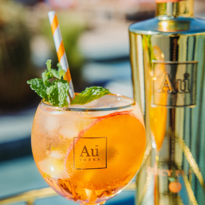 Au Vodka Juicy Peach 70cl & Peach Gold Stem Glass