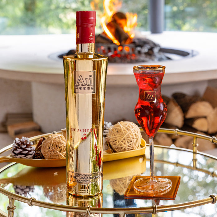 Au Vodka Any 70cl & Body Glass